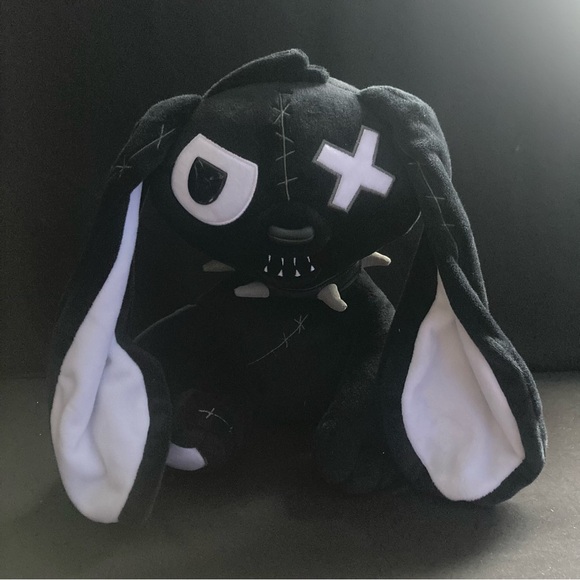 Hex Hopper: Sulphur Bun-Bun Plush 🖤🤍 - Picture 1 of 7